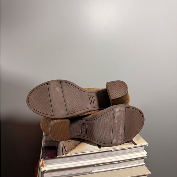 Toms Size 8.5 Tan Women’s Majorca Perforated Suede Heeled Open Toe Booties - Picture 8 of 15